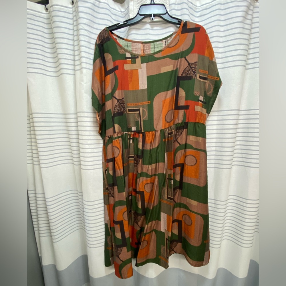 Geometric Print Dress in Green and Orange